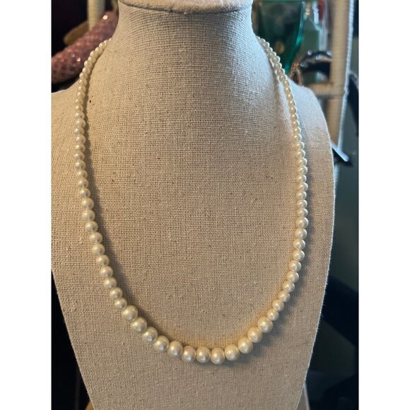 Pearl Necklace and Stretch Bracelet Sets -- 18" - Picture 3 of 9